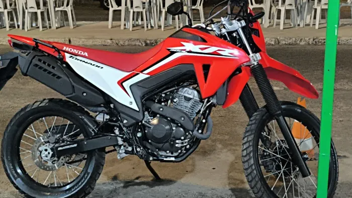 Honda tornado 300