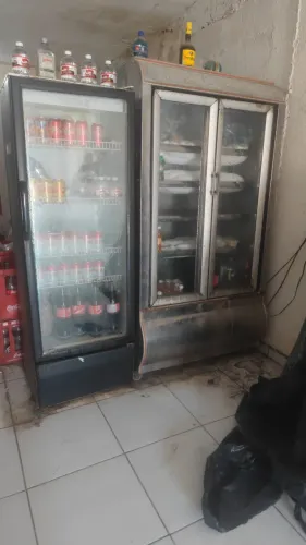 Geladeira expositora