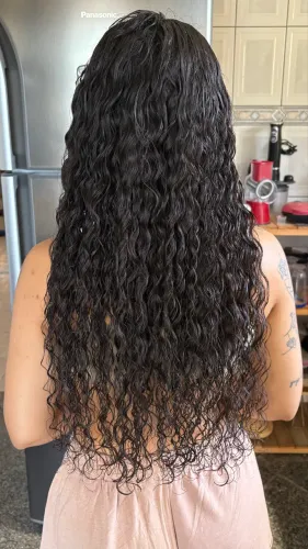 Cabelo humano cacheado 