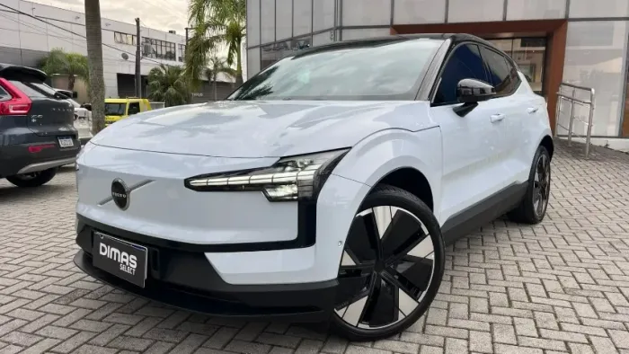 Volvo EX30 E60 Ultra (elétrico) 2024 ABAIXO DA FIPE COM APENAS 22 MIL KM