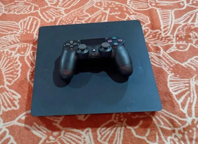 PlayStation 4 Slim