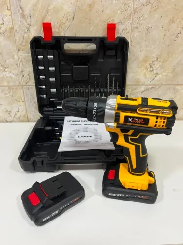 Furadeira Parafusadeira Sem Fio 21V + 2 Baterias + Maleta Completa | Impecável