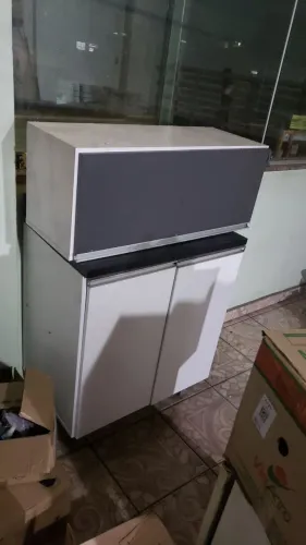 Vendo armário balcão e armário de parede