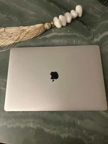 Mac Book Pro 16
