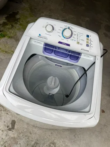 Máquina de lavar 8K Eletrolux