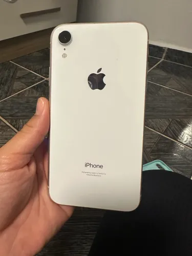 iPhone XR branco