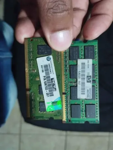 Memórias ddr3 para notebook (1x1 e 1x2)= 3gb