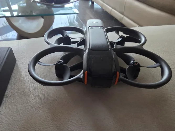 Drone dji avatar2 combo