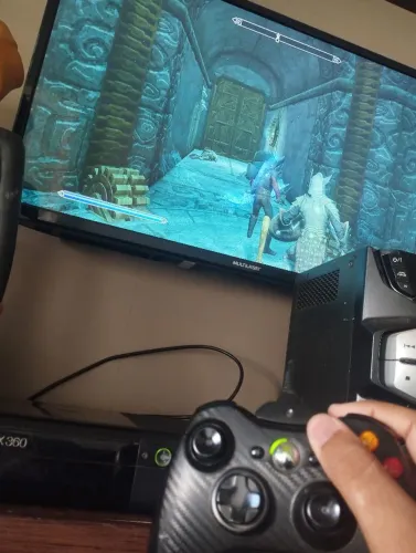 Xbox 360 desbloqueado com controle original