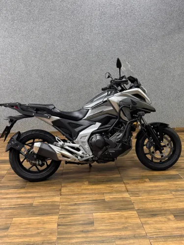 Honda Nc 750 x DCT automática