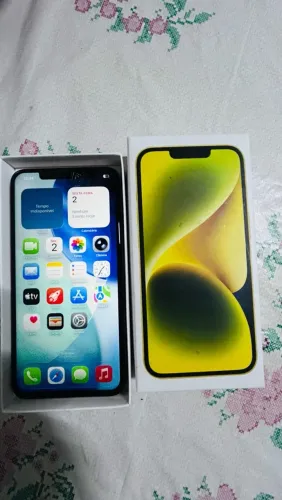 iPhone 11 Pro Max Dourado