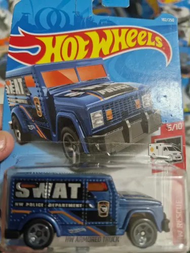 HOT WHEELS HW ARMORED TRUCK - HW RESCUE T-HUNT 2018