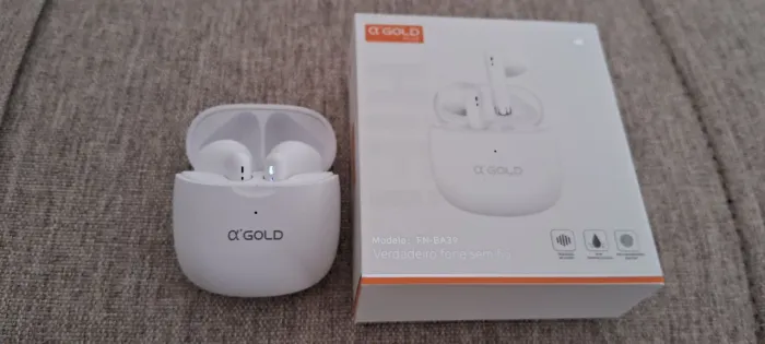 Vende se FONES DE OUVIDO SEM FIO NOVOS A GOLD ORIGINAL 