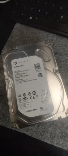 HDD interno 4TB SEAGATE Desktop, saúde 100%