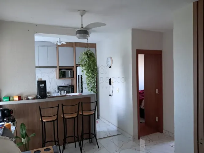 Apartamento | 2 Dormitórios | Condomínio com Lazer e Segurança