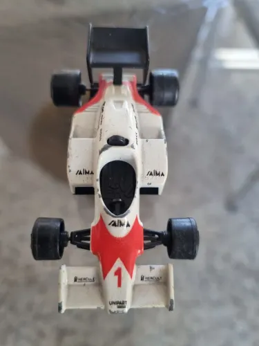 Miniatura Majorette F1 McLaren - Ano 1986 - Raridade Vintage (Made in France)
