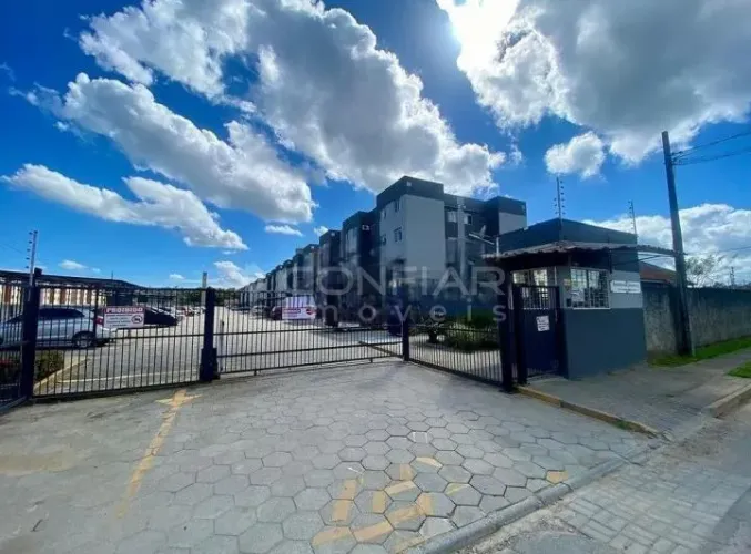 Apartamento com 2 quartos para locação no Paranaguamirim por R$1.350,00 + TAXAS
