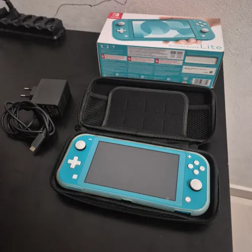 NINTENDO SWITCH LITE COM CAIXA CASE CAPINHA CARREGADOR ORIGINAL SEMINOVO AZUL 256GB BARATO