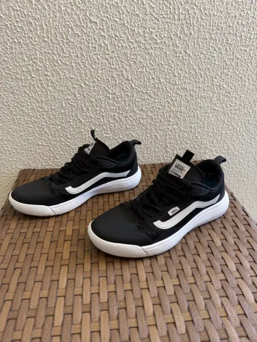 TÊNIS ULTRARANGE EXO BLACK N:40