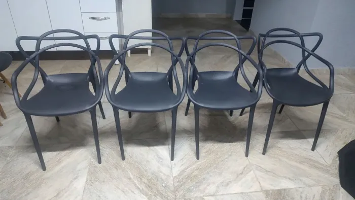 Cadeira de plástico 