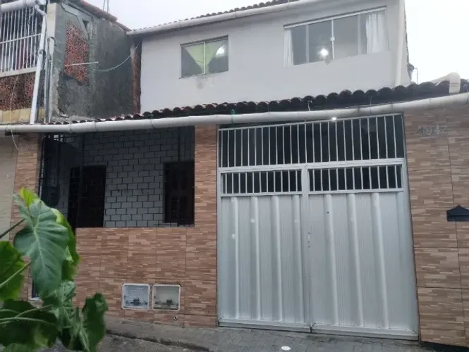 Vendo Casa na Praia do Futuro II (Conjunto Caça e Pesca)