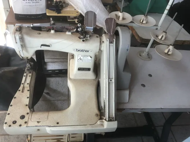 Fechadeiras industriais  maq costura