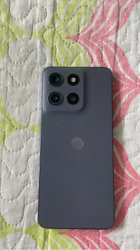 Moto G15 com pequena Avaria