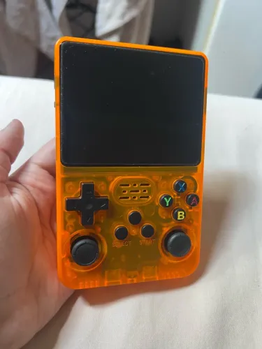 Videogame portátil R36S