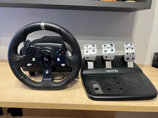 Volante Logitech g920 semi novo