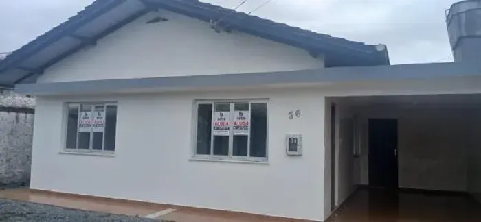 Casa para Locação em Jaraguá do Sul, Ilha da Figueira, 3 dormitórios, 1 suíte, 1 banheiro,