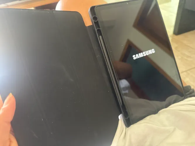 Vendo tablet ideal para estudo