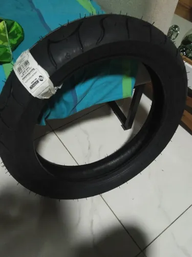 Pneu aro 17/70/130