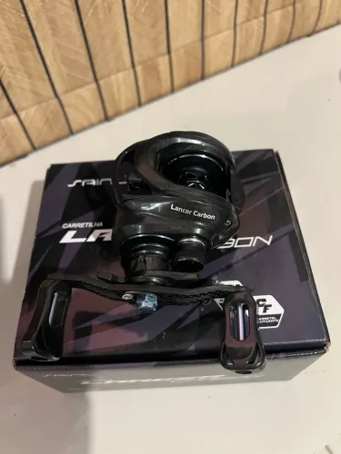 Carretilha Sain Lancer Carbon