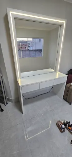 Penteadeira com Espelho e LED