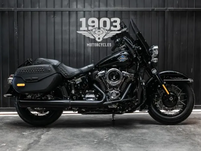 HARLEY-DAVIDSON HERITAGE CLASSIC FLHC/FLHCS 2025