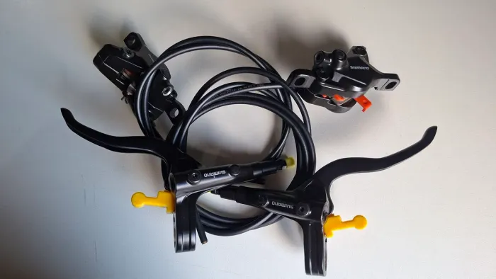 Par de freios shimano mt401 novos