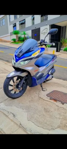 Pcx sport a mais completa da categoria Leia o anúncio