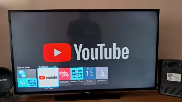 Smart TV Samsung 40 Polegadas Full HD - Impecável (c/ YouTube, Globoplay)