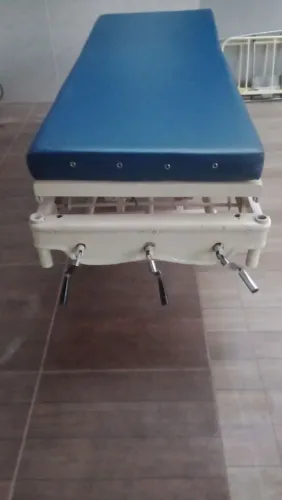 Cama hospitalar