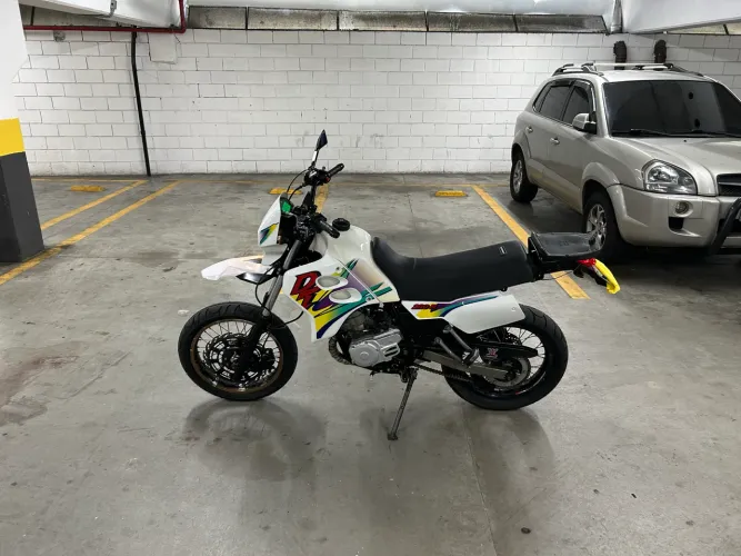 YAMAHA DT 200R SUPER MONTARD 