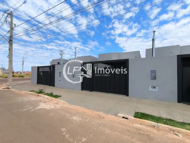 Casa à venda em Campo Grande-MS, Residencial Figueiras do Parque: 02 quartos, 1 sala, 1 ba