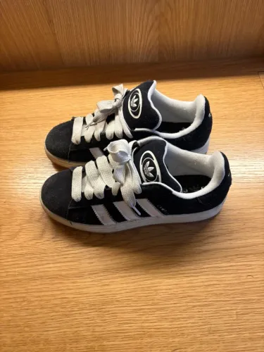 Tênis social ADIDAS campus preto