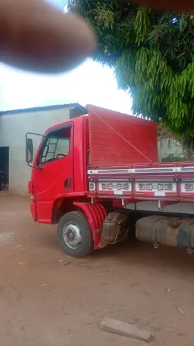  Mercedes bens Accelo 815 todo revisado emplacado só pegar pra rodar 