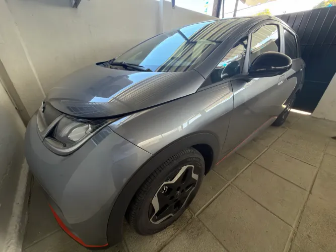 BYD Dolphin EV (Elétrico) 2025