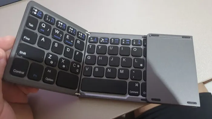 Teclado portátil dobrável e recarregável Bluetooth 