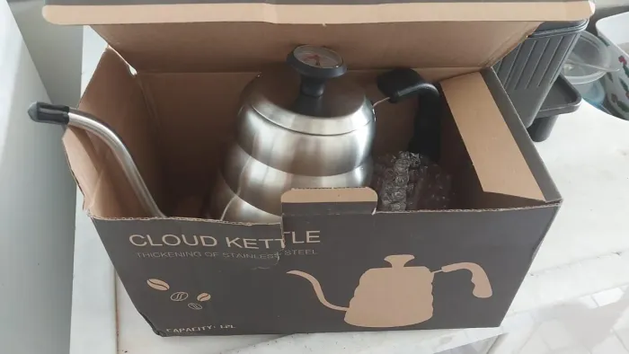 Chaleira Bico De Ganso Fino Barista Cafe C/ Termôtro 1.2 L - Cloud Kettle<br>Cor Inox