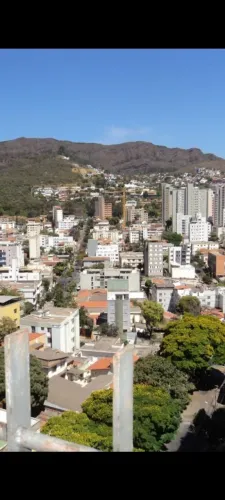 Quarto bairro Serra (Leia o anúncio com atenção)