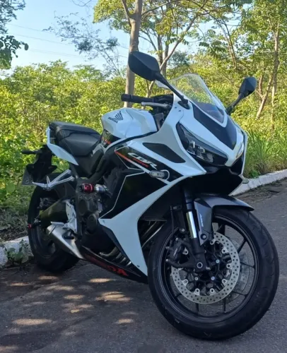 CBR 650R NOVA (6300KM)