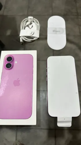 iPhone 16