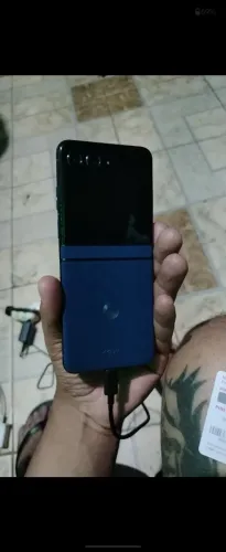 Motorola RAZR 60